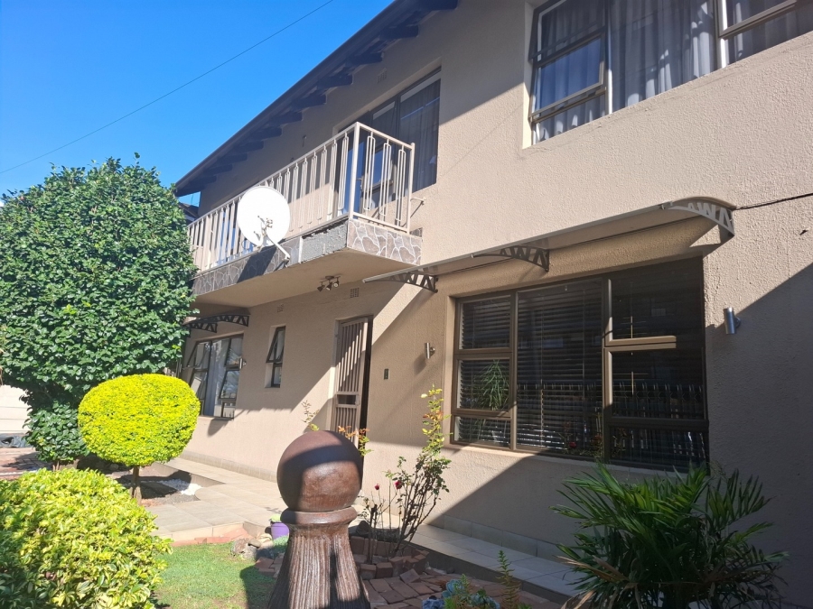 5 Bedroom Property for Sale in Actonville Gauteng