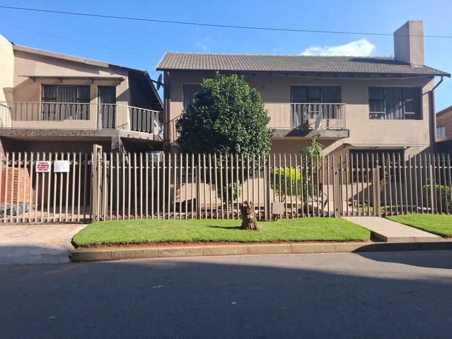 5 Bedroom Property for Sale in Actonville Gauteng