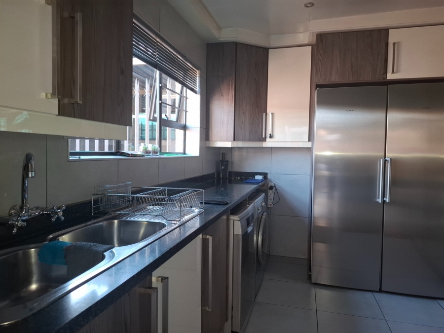 5 Bedroom Property for Sale in Actonville Gauteng