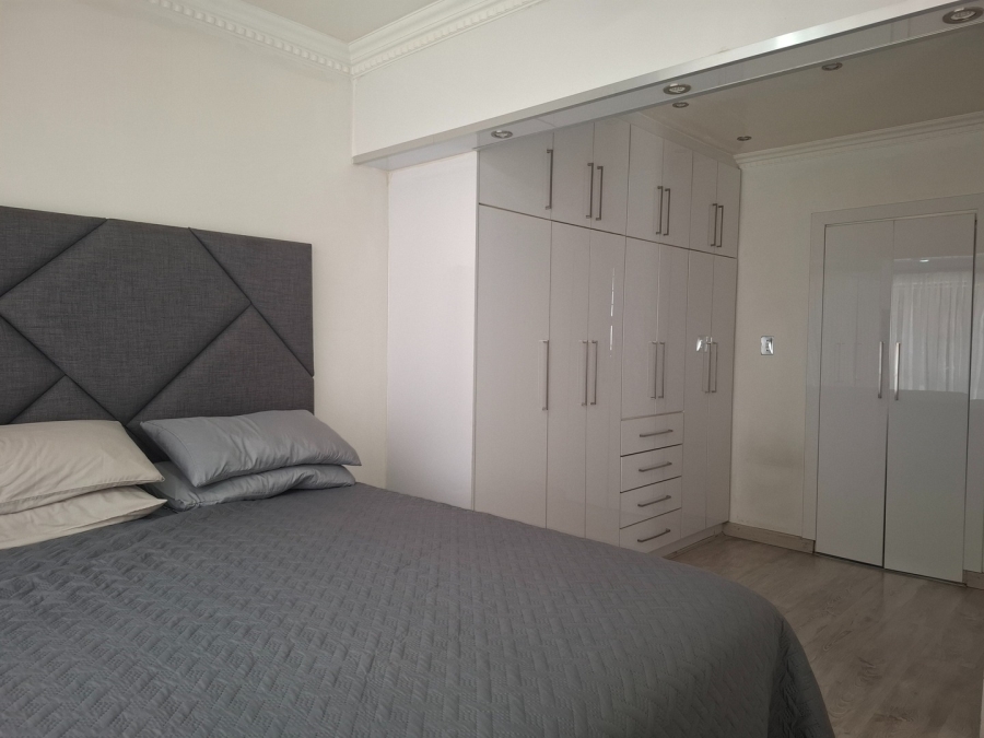 5 Bedroom Property for Sale in Actonville Gauteng