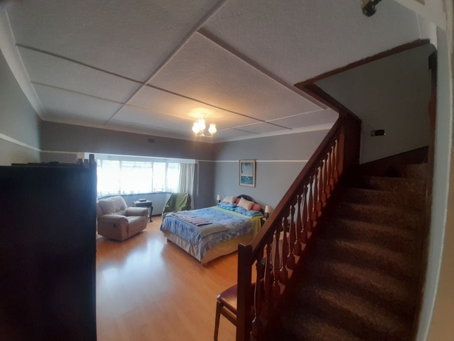 4 Bedroom Property for Sale in Linmeyer Gauteng