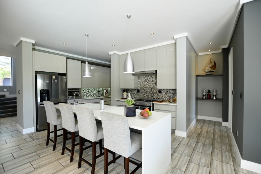 4 Bedroom Property for Sale in Sable Hills Gauteng