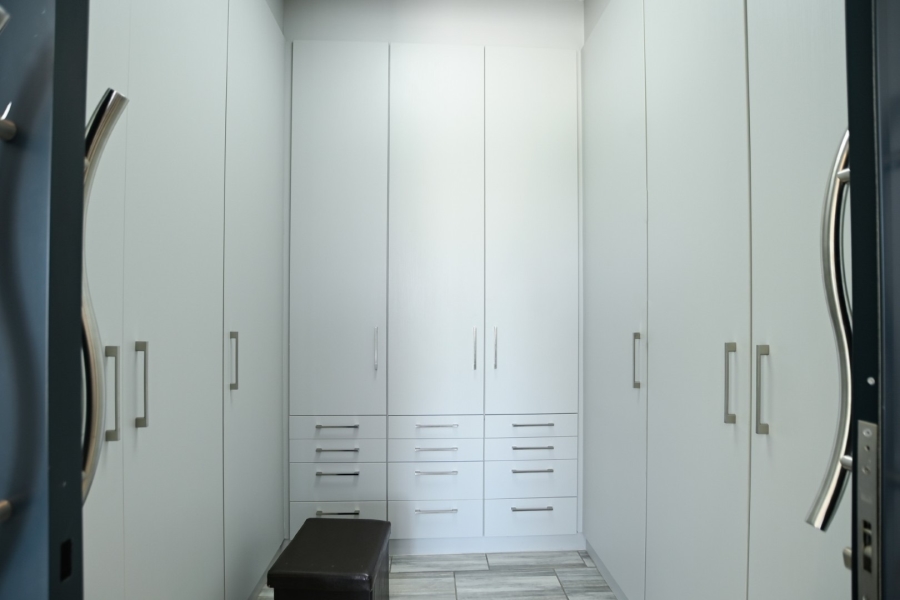 4 Bedroom Property for Sale in Sable Hills Gauteng