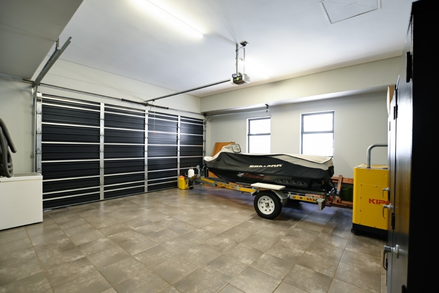 4 Bedroom Property for Sale in Sable Hills Gauteng