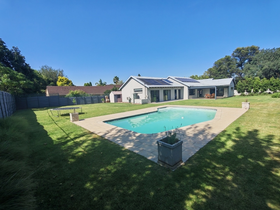 3 Bedroom Property for Sale in Brackenhurst Gauteng