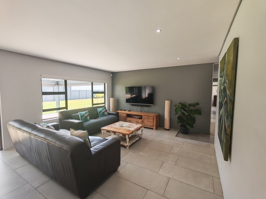 3 Bedroom Property for Sale in Brackenhurst Gauteng