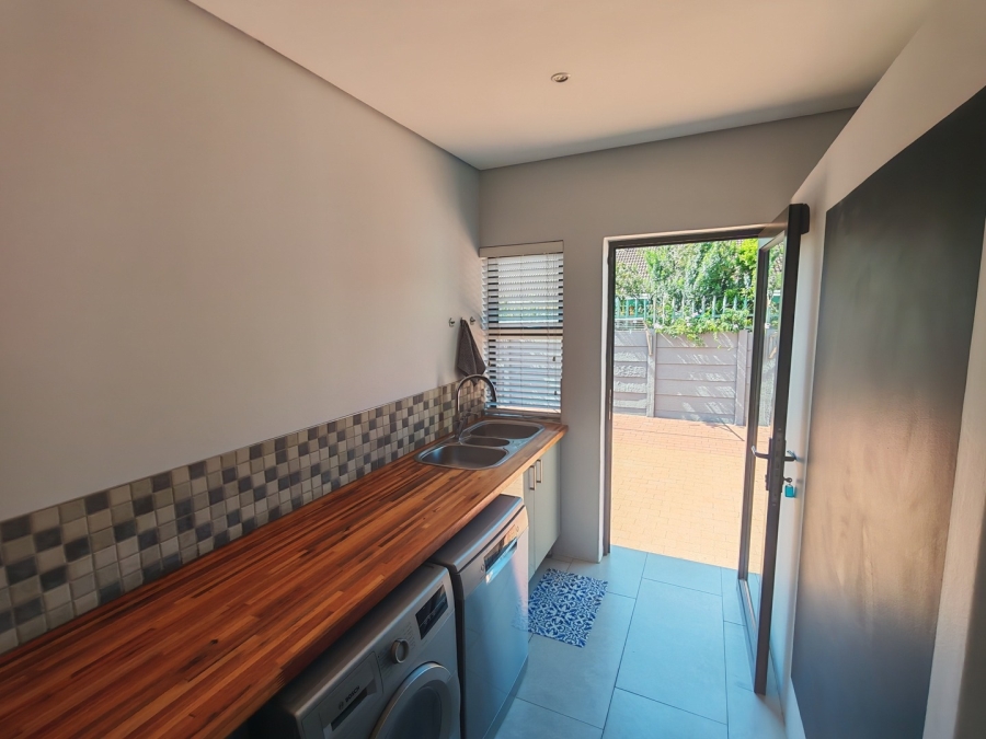 3 Bedroom Property for Sale in Brackenhurst Gauteng