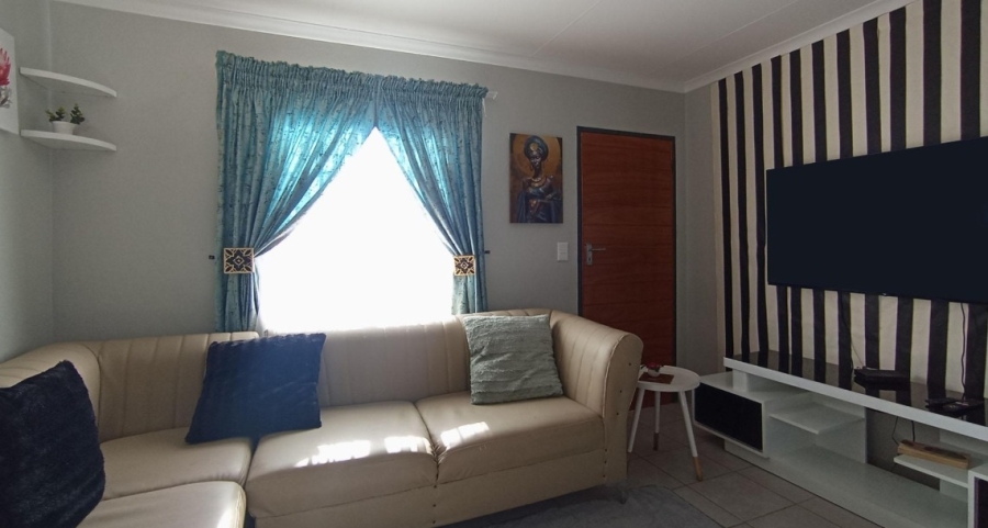 2 Bedroom Property for Sale in Roodeplaat Gauteng
