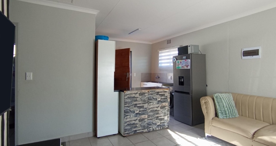 2 Bedroom Property for Sale in Roodeplaat Gauteng