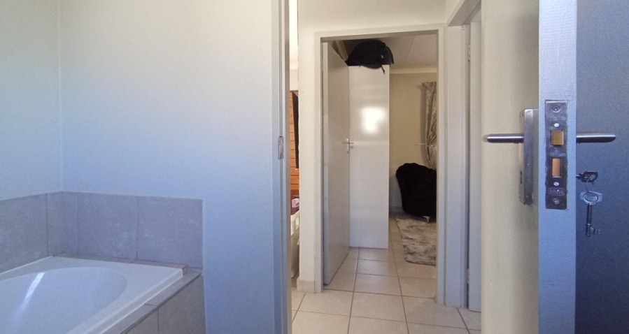 2 Bedroom Property for Sale in Roodeplaat Gauteng