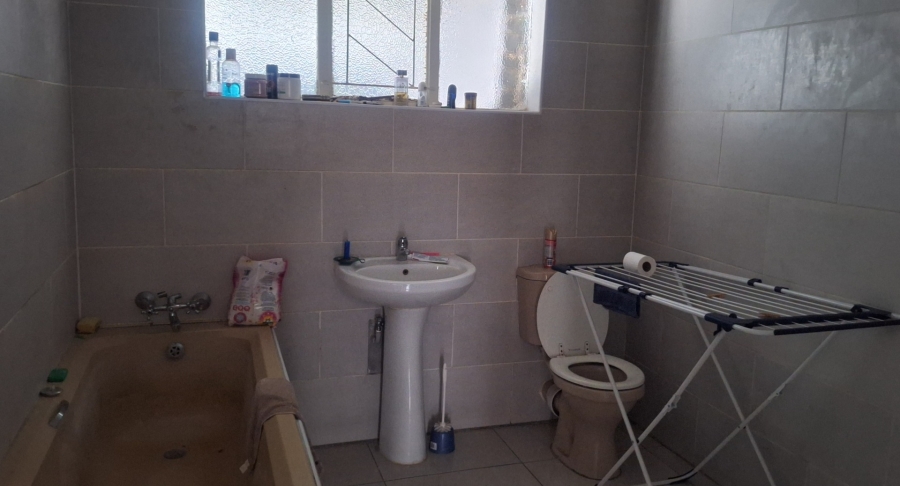 3 Bedroom Property for Sale in Nanescol Gauteng