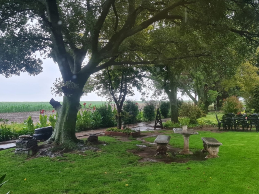 3 Bedroom Property for Sale in Vlakplaats Gauteng