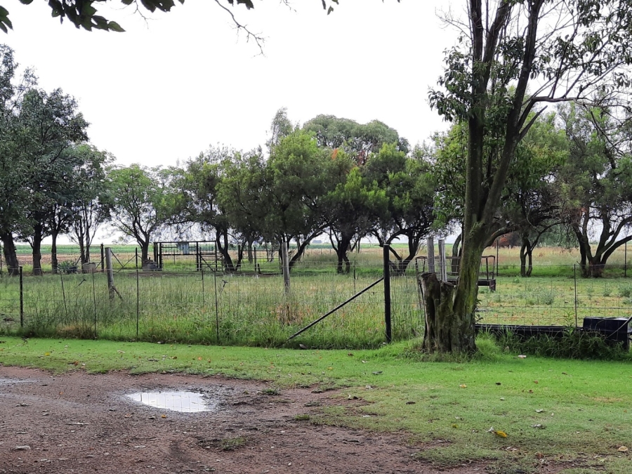 3 Bedroom Property for Sale in Vlakplaats Gauteng