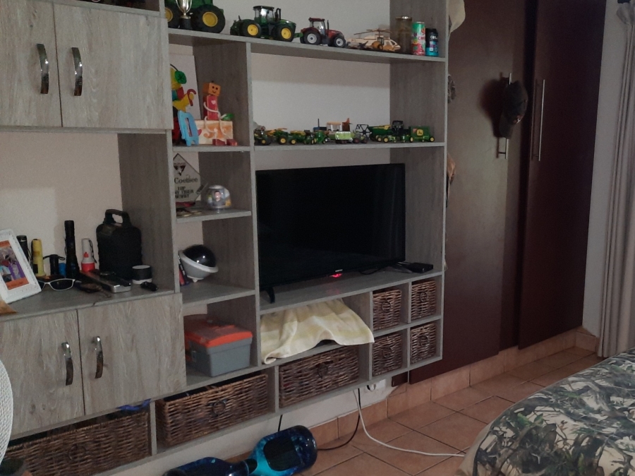 3 Bedroom Property for Sale in Vlakplaats Gauteng