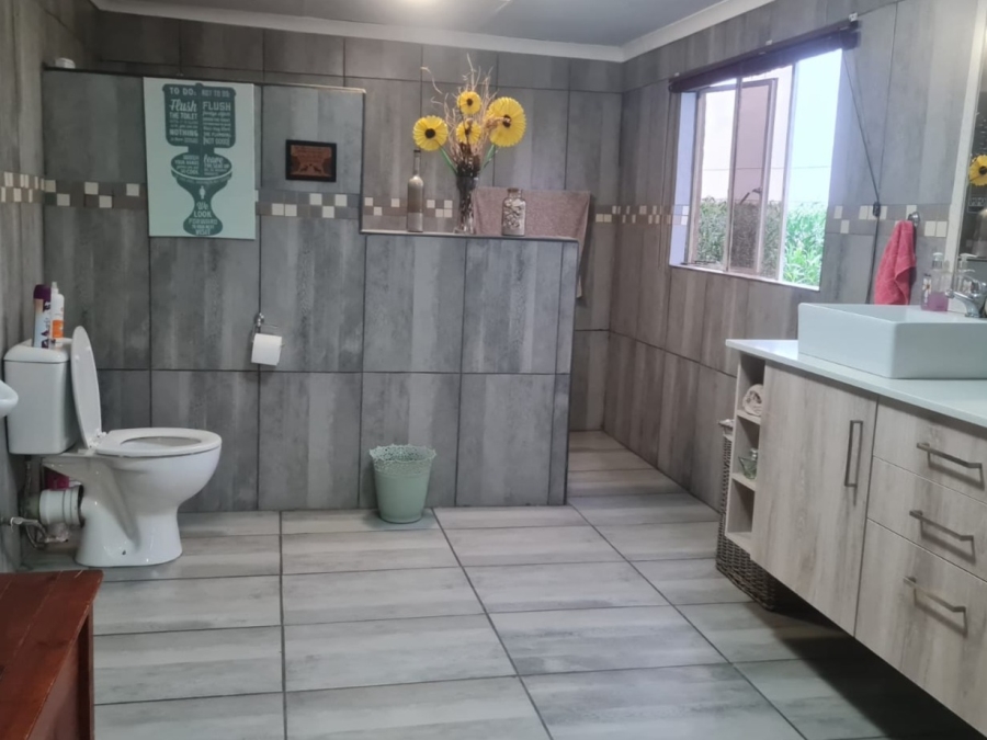 3 Bedroom Property for Sale in Vlakplaats Gauteng