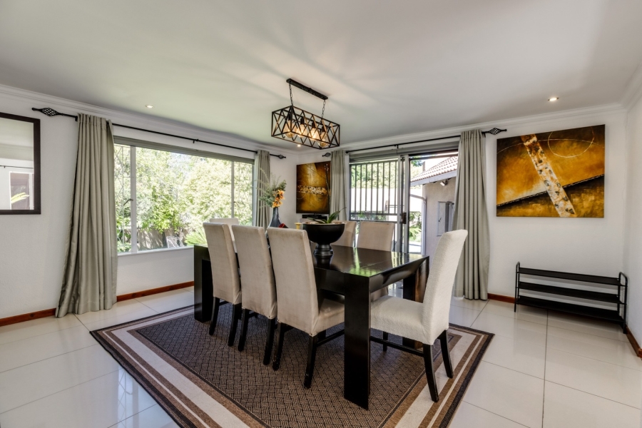 4 Bedroom Property for Sale in Douglasdale Gauteng