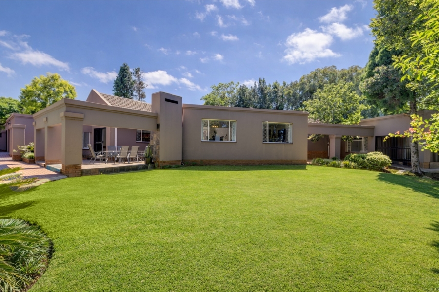 4 Bedroom Property for Sale in Douglasdale Gauteng