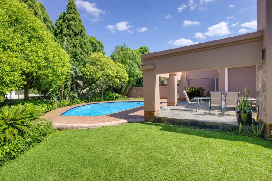 4 Bedroom Property for Sale in Douglasdale Gauteng