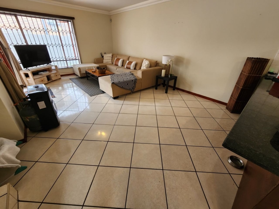 3 Bedroom Property for Sale in Ravenswood Gauteng
