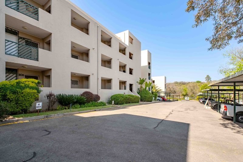 1 Bedroom Property for Sale in Bryanston Gauteng