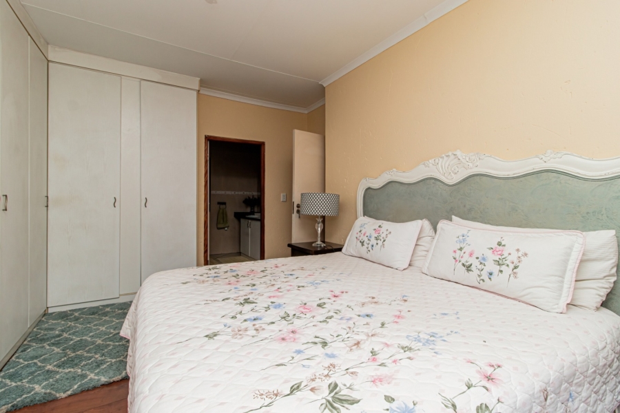 3 Bedroom Property for Sale in Greenstone Hill Gauteng