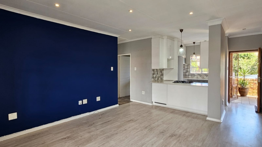 2 Bedroom Property for Sale in New Redruth Gauteng