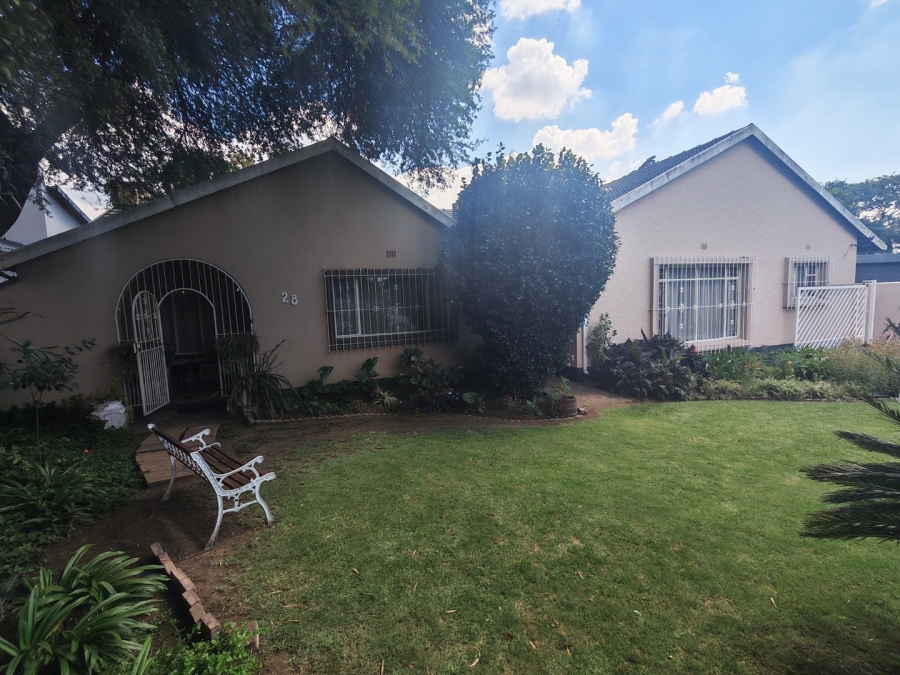 4 Bedroom Property for Sale in Raceview Gauteng