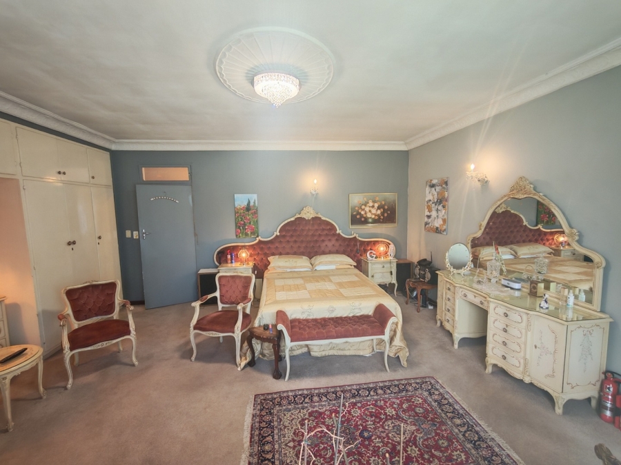 4 Bedroom Property for Sale in Raceview Gauteng