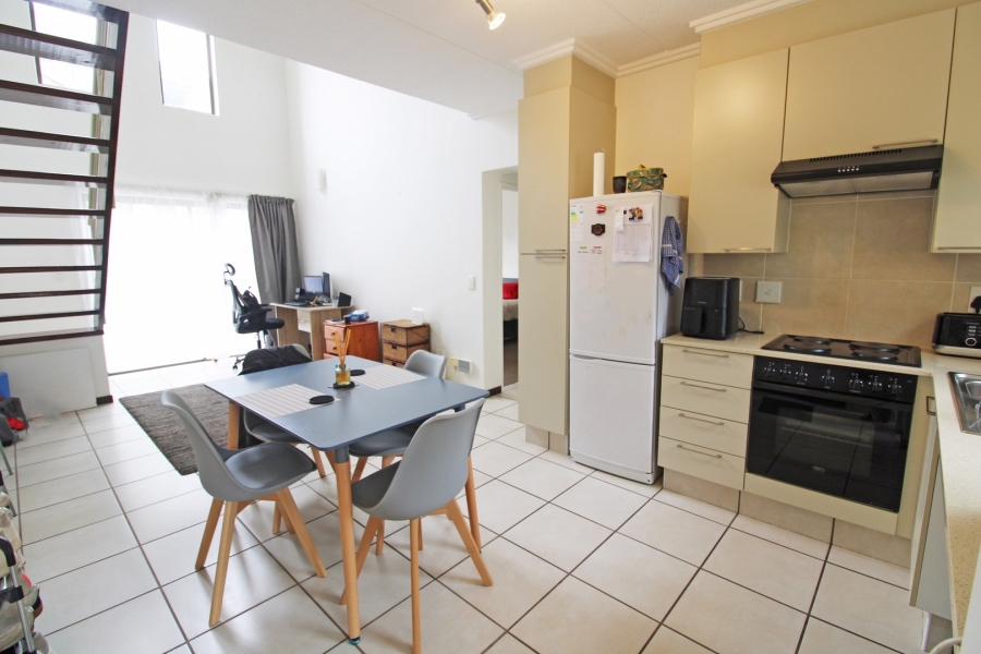 1 Bedroom Property for Sale in Bryanston Gauteng