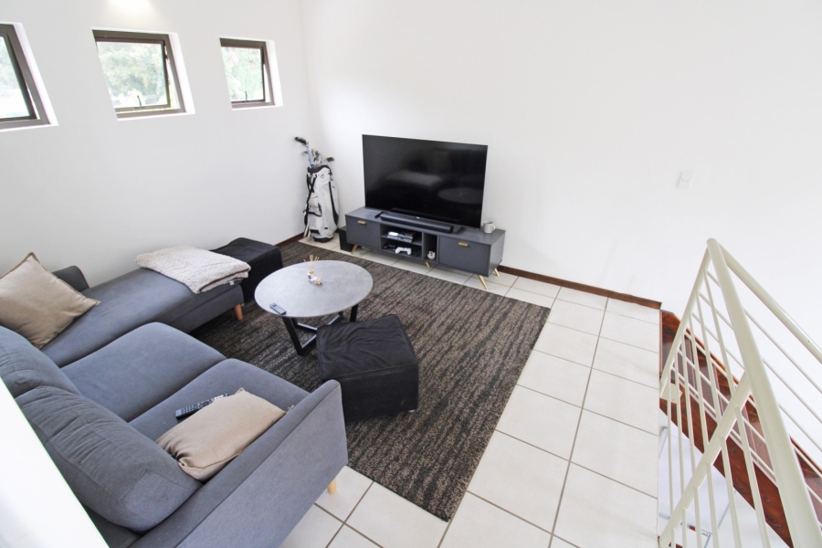 1 Bedroom Property for Sale in Bryanston Gauteng