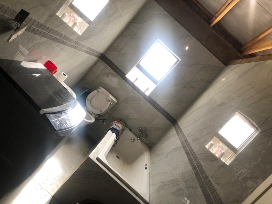 3 Bedroom Property for Sale in Lakeside Gauteng