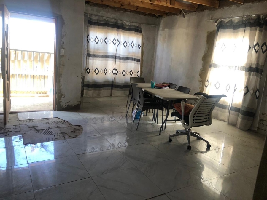 3 Bedroom Property for Sale in Lakeside Gauteng