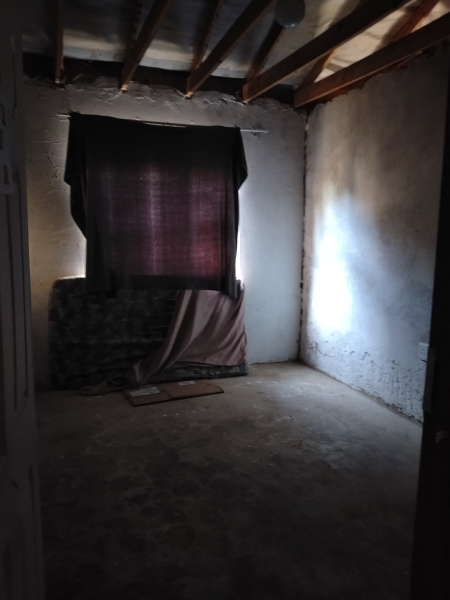 3 Bedroom Property for Sale in Lakeside Gauteng