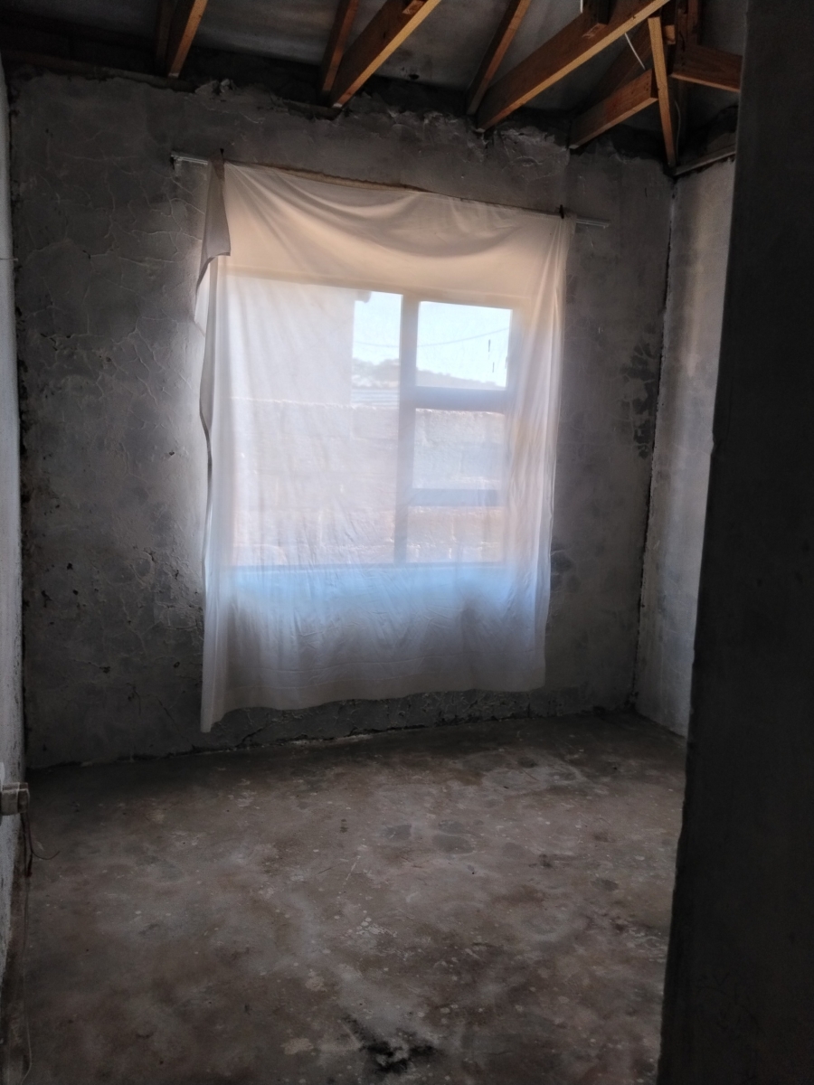 3 Bedroom Property for Sale in Lakeside Gauteng