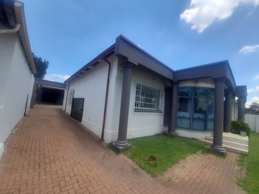 4 Bedroom Property for Sale in The Hill Gauteng