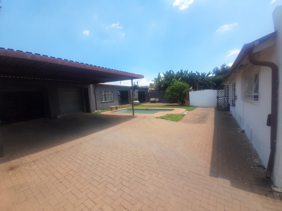 4 Bedroom Property for Sale in The Hill Gauteng