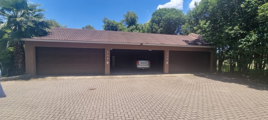 4 Bedroom Property for Sale in Althea Gauteng