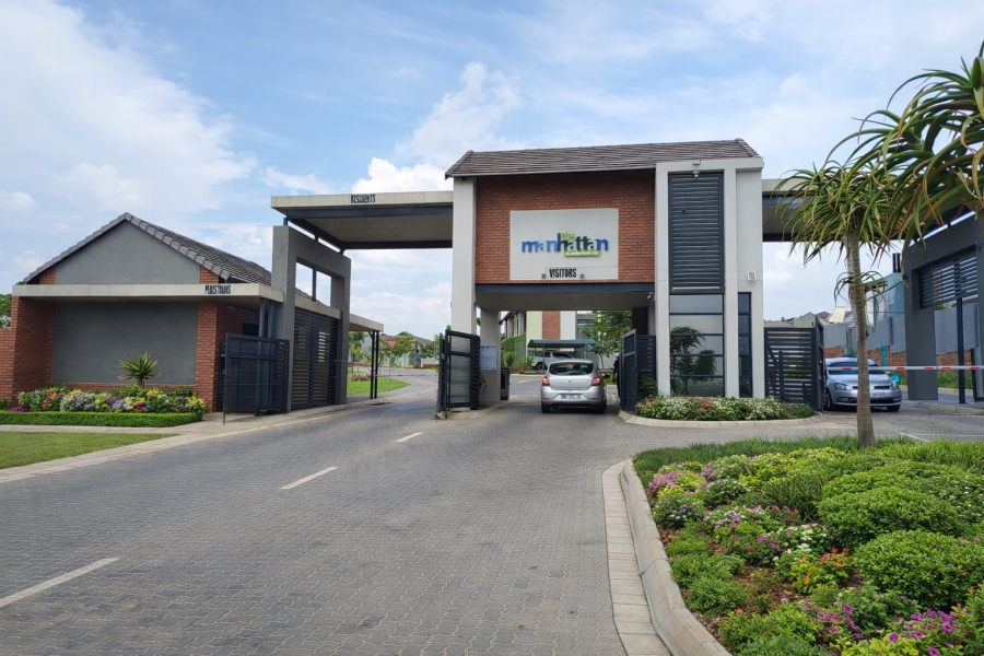 3 Bedroom Property for Sale in Rooihuiskraal North Gauteng