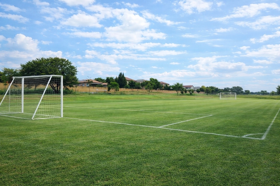 3 Bedroom Property for Sale in Rooihuiskraal North Gauteng