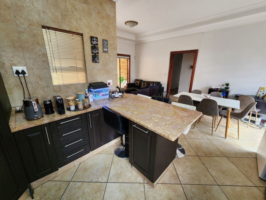 2 Bedroom Property for Sale in Ravenswood Gauteng