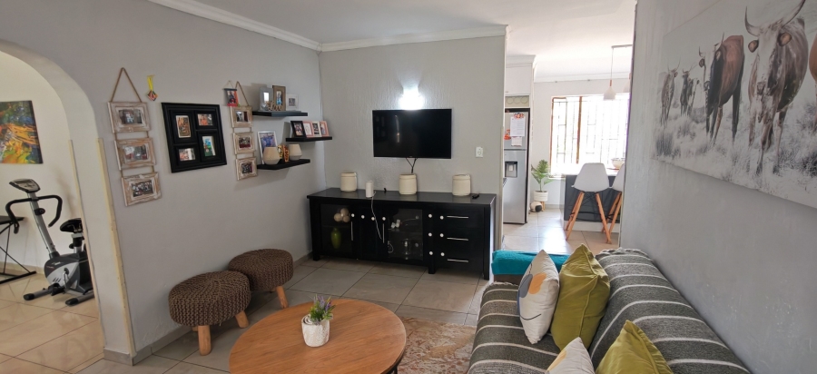 4 Bedroom Property for Sale in Brackenhurst Gauteng