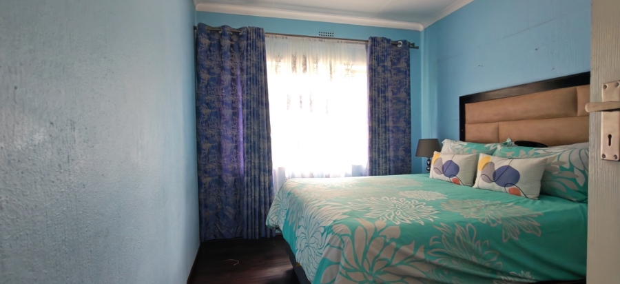 4 Bedroom Property for Sale in Brackenhurst Gauteng