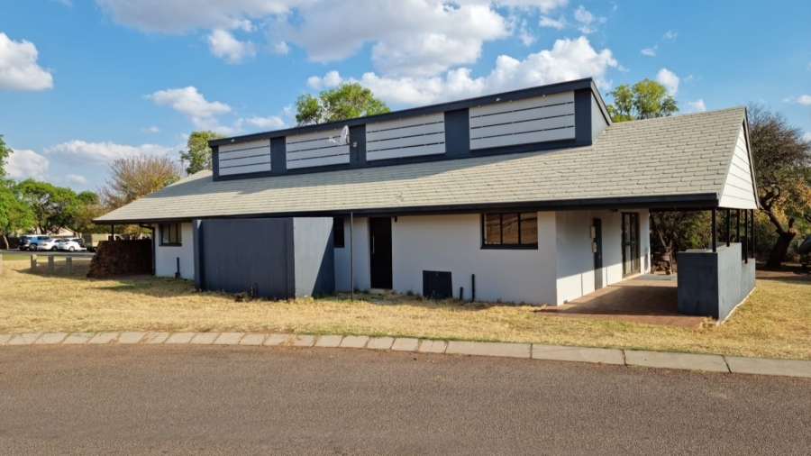 To Let 2 Bedroom Property for Rent in Sable Hills Gauteng