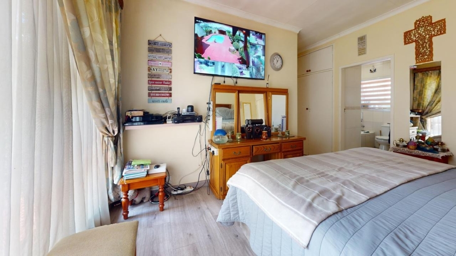 4 Bedroom Property for Sale in Parkrand Gauteng