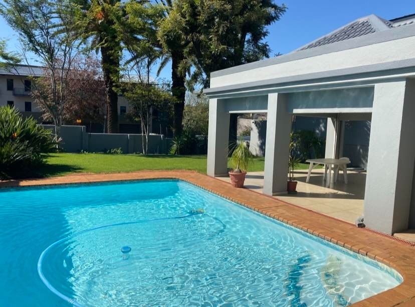 To Let 2 Bedroom Property for Rent in Melrose North Gauteng