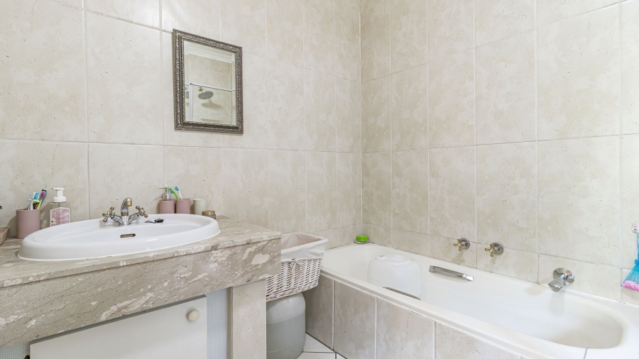 3 Bedroom Property for Sale in River Club Gauteng