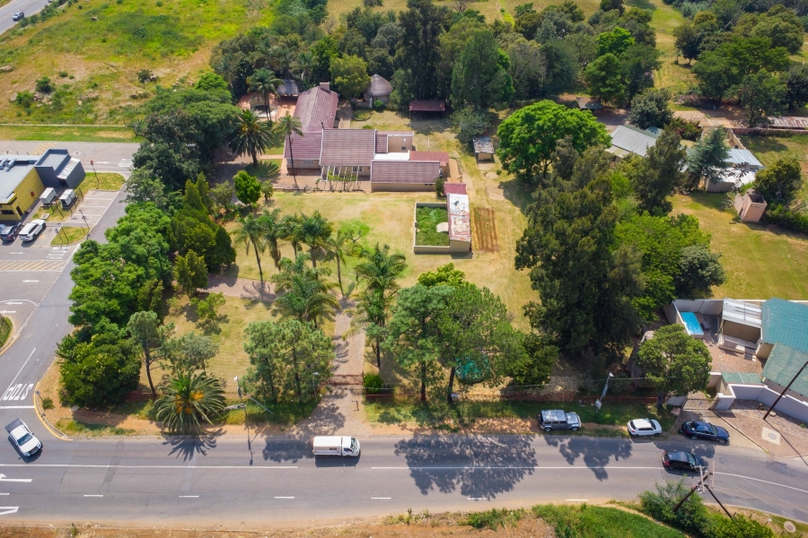 4 Bedroom Property for Sale in Diswilmar A H Gauteng