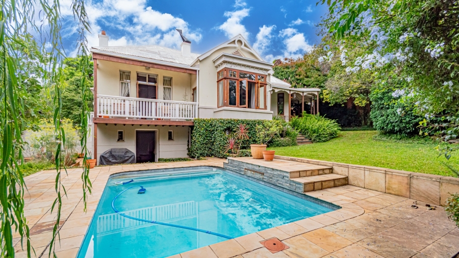 4 Bedroom Property for Sale in Bezuidenhout Valley Gauteng