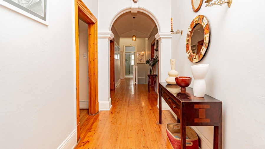 4 Bedroom Property for Sale in Bezuidenhout Valley Gauteng