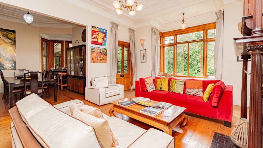 4 Bedroom Property for Sale in Bezuidenhout Valley Gauteng